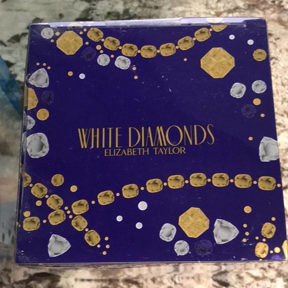 NEW Boxed 2 teddy bears Elizabeth Taylor White Diamond - Picture 6 of 9